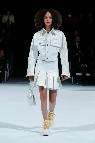 Look 13